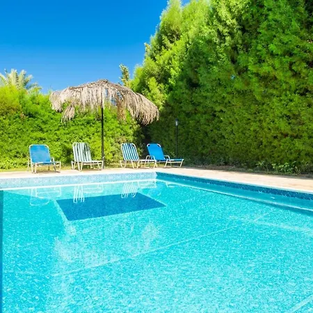 Villa Alexandros *